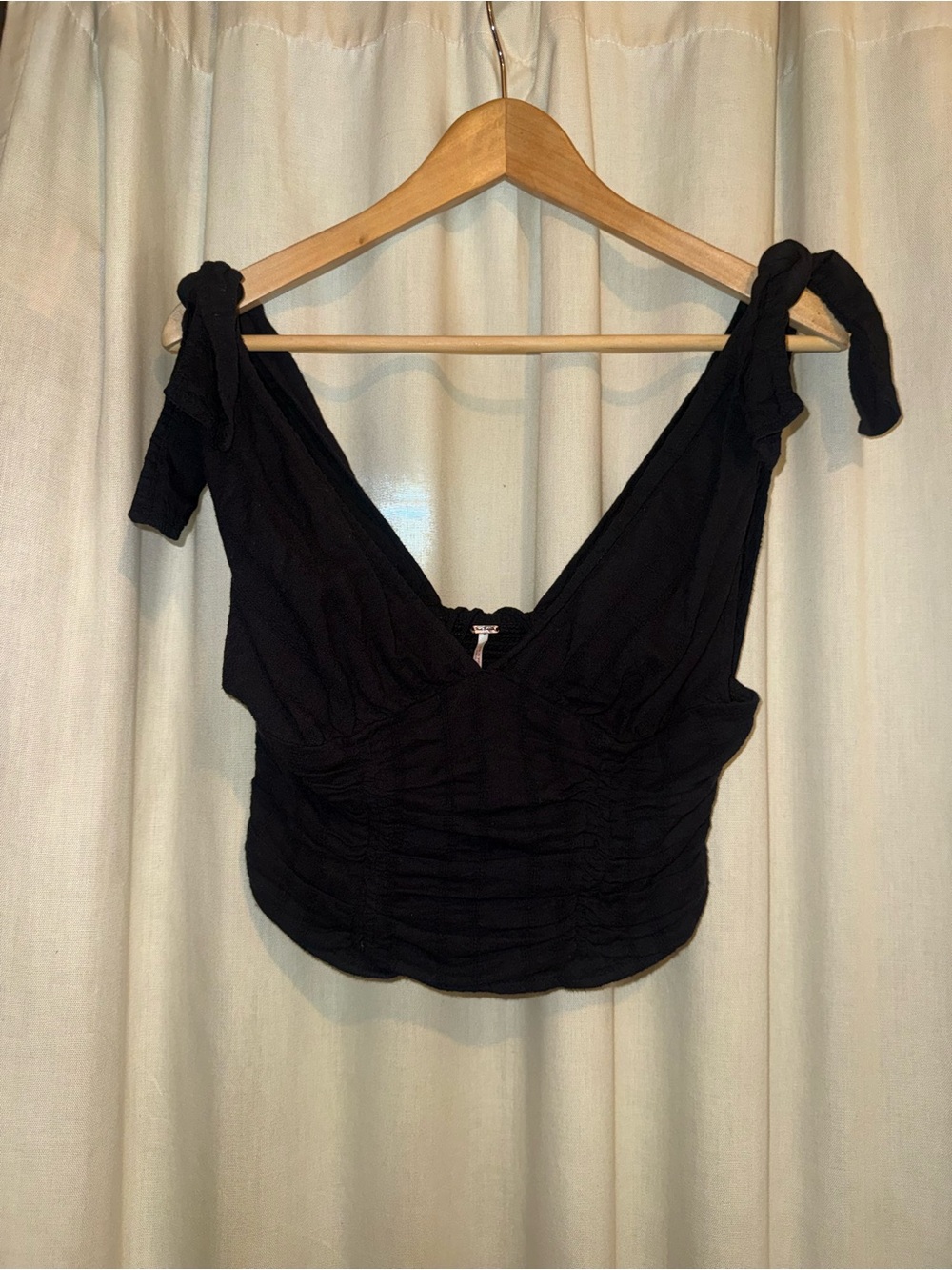 Free People Smocked Black Tie-Shoulder V-Neck Cropped Camisole